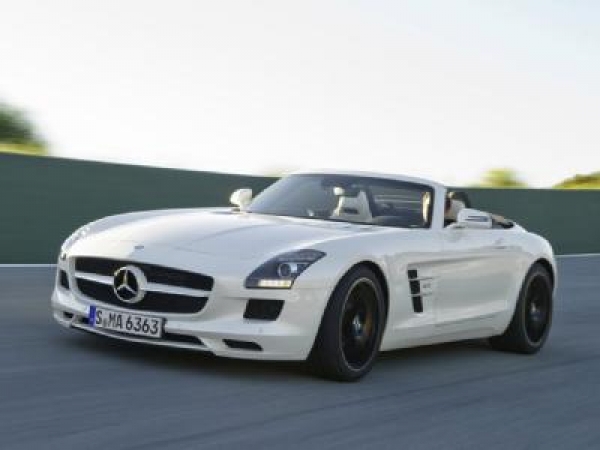 SLS AMG roadster 2 p.