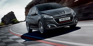 PEUGEOT 208 GTi 208 CV