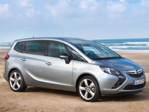 Opel Zafira Tourer - monov. comp. 5 porte